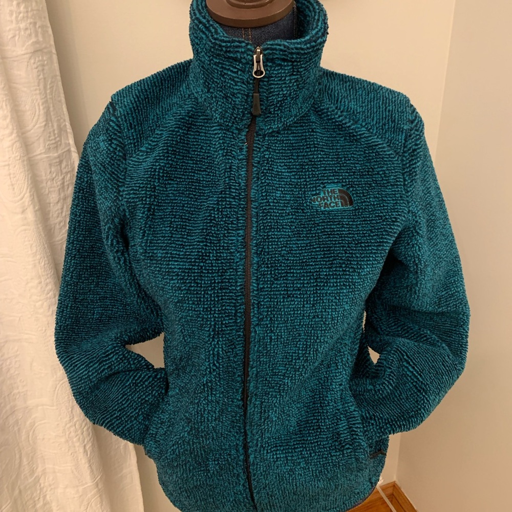 The North Face women’s fleece coat size small
